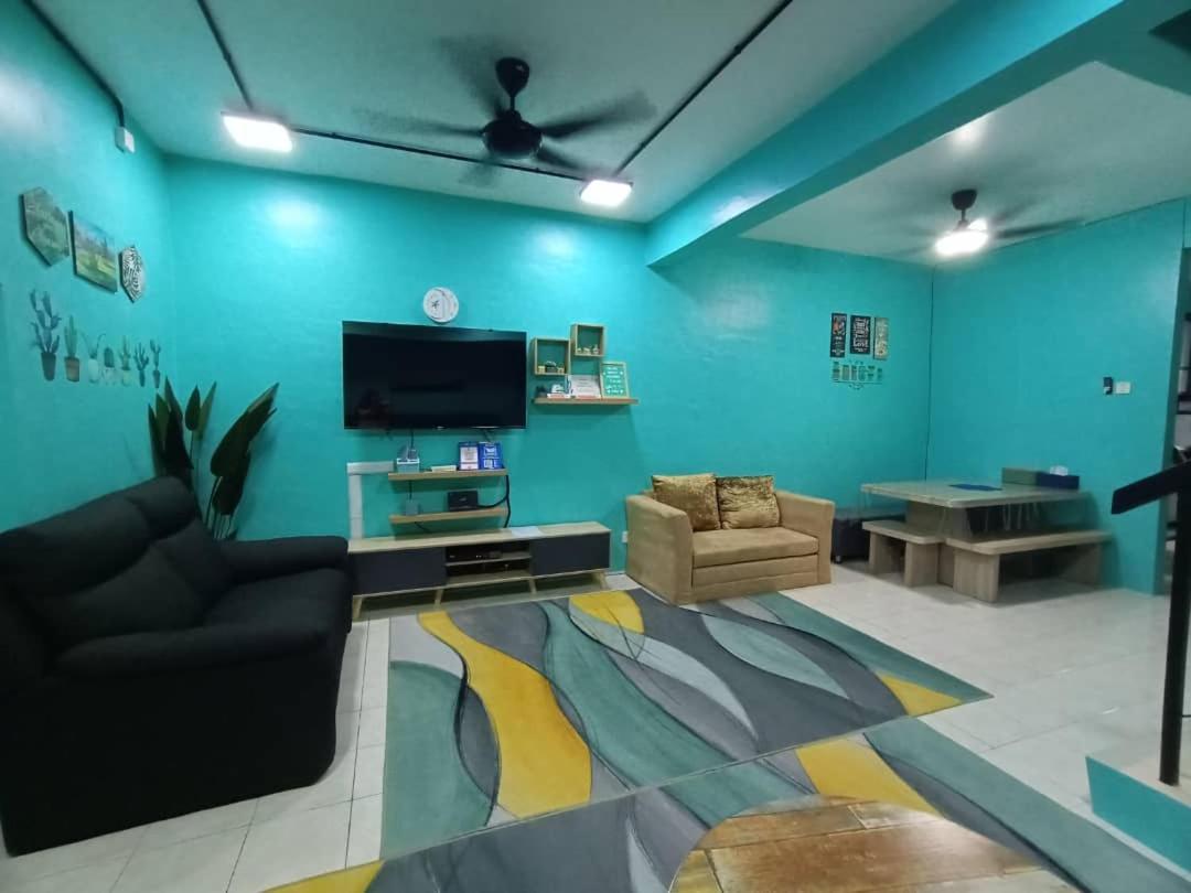 The Handz House II With Wifi - For Family Or Same Gender Only Kepala Batas  Exterior photo